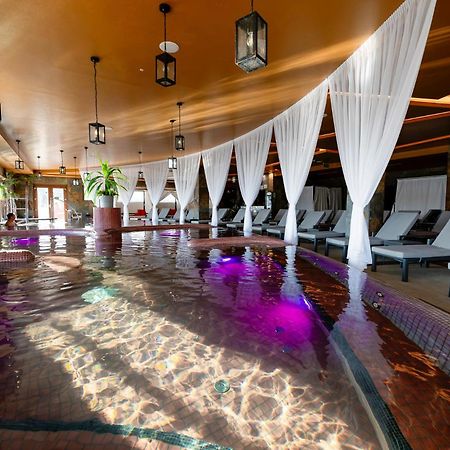Allure Healthy Hotel & Spa Эгер Экстерьер фото