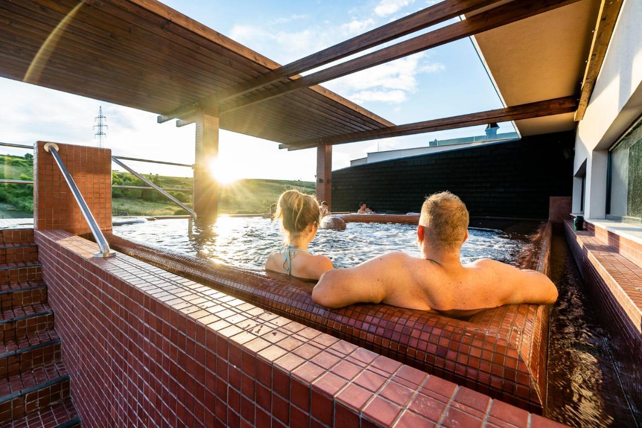 Allure Healthy Hotel & Spa Эгер Экстерьер фото